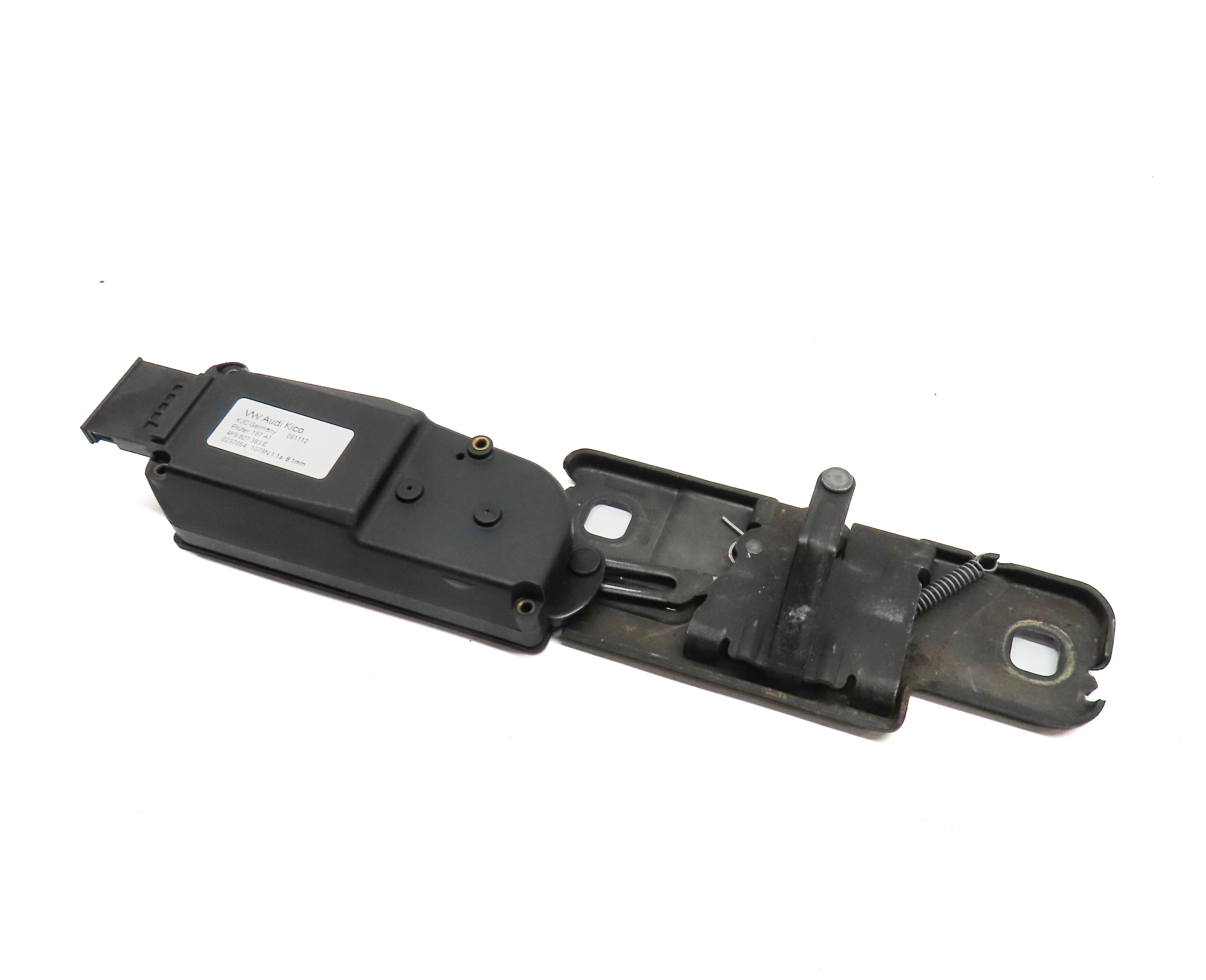 2013 AUDI Q5 (B8 8R) REAR TRUNK LOCK LATCH ACTUATOR STRIKER PLATE SERVO MOTOR — exact item pictured